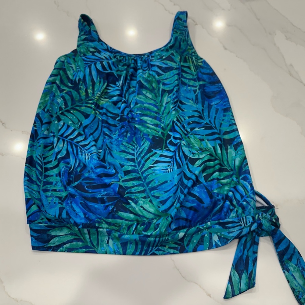 Yonique Tankini  Loose Fit Swim Top, Blue/Green Size M POB 24006671
